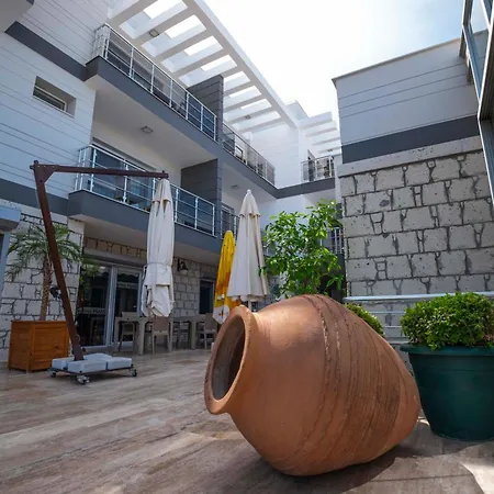 فندق Twins Çeşme