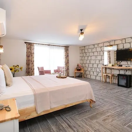 Ξενοδοχείο Twins 2*