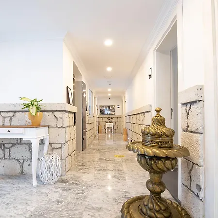 מלון Twins Çeşme